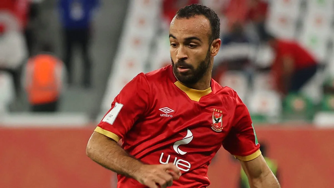 مفاوضات سيراميكا كليوباترا مع محمد مجدي أفشة تتوقف دون تقدم في يناير